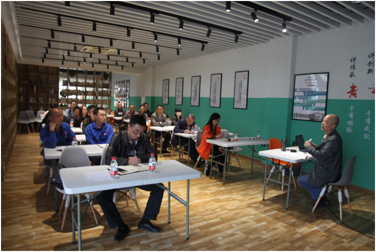 仟坤集團(tuán)開(kāi)展“不忘初心，牢記使命” 紀(jì)念改革開(kāi)放40周年主題黨日活動(dòng)