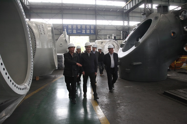 德陽市委常委、統(tǒng)戰(zhàn)部部長何明俊蒞臨仟坤集團調研復工復產情況