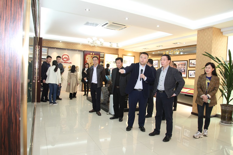 省政協(xié)工會界別委員蒞臨仟坤集團考察調研